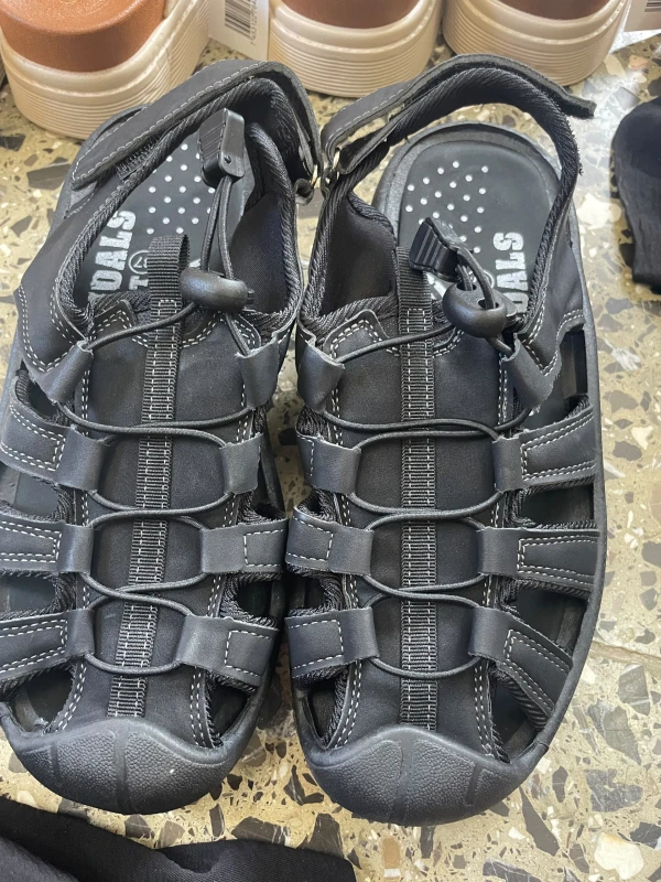 Sandalias de hombre negras's foto | 🛍️D’coDum & Luminarias🛍️ |  BizneCubano