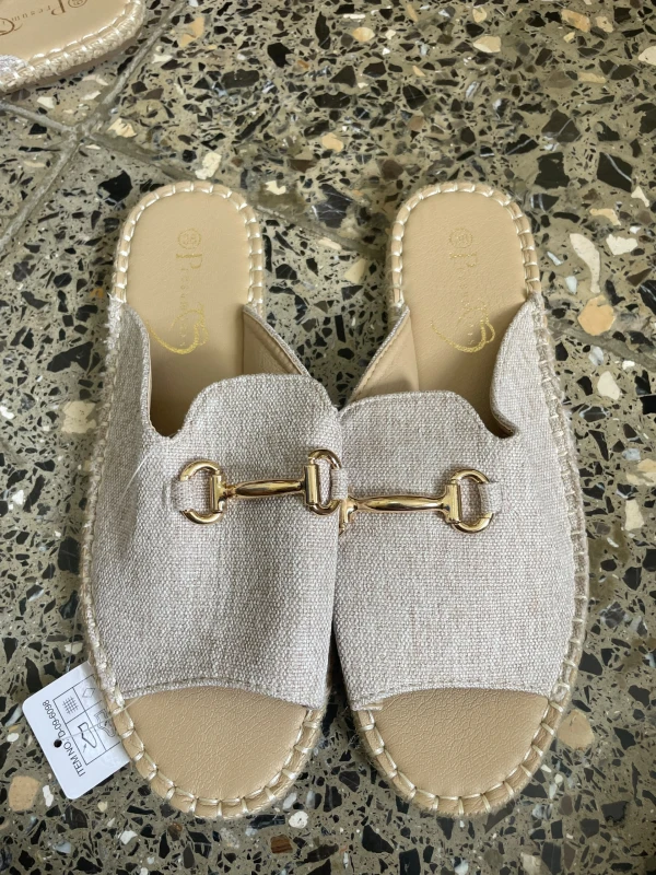 Sandalias estilo apargatas beige's foto | 🛍️D’coDum & Luminarias🛍️ |  BizneCubano