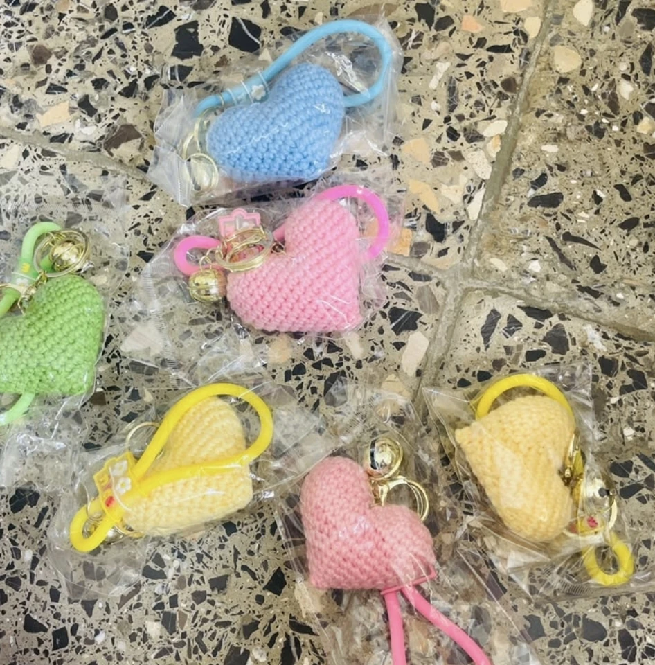 Llavero de corazon de mimbre's foto | 🛍️D’coDum & Luminarias🛍️ |  BizneCubano